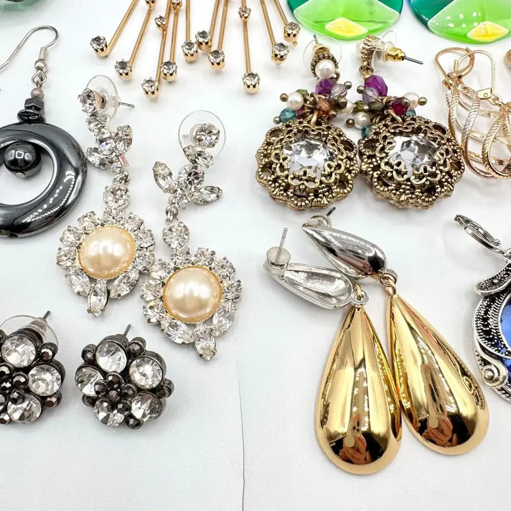 20 Pair Pierced Costume Jewelry Earring Lot Mixed Styles Vintage To Now Reseller